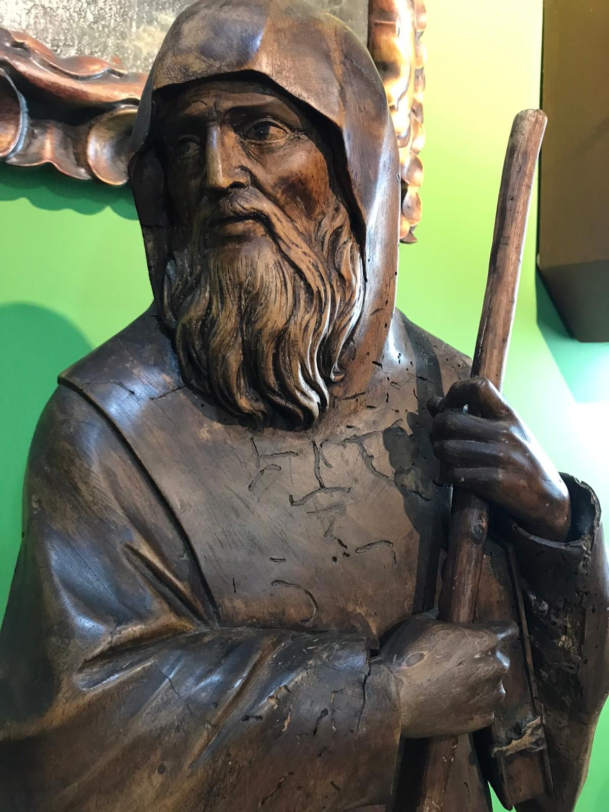 Statua lignea di San Francesco di Paola con il bastone